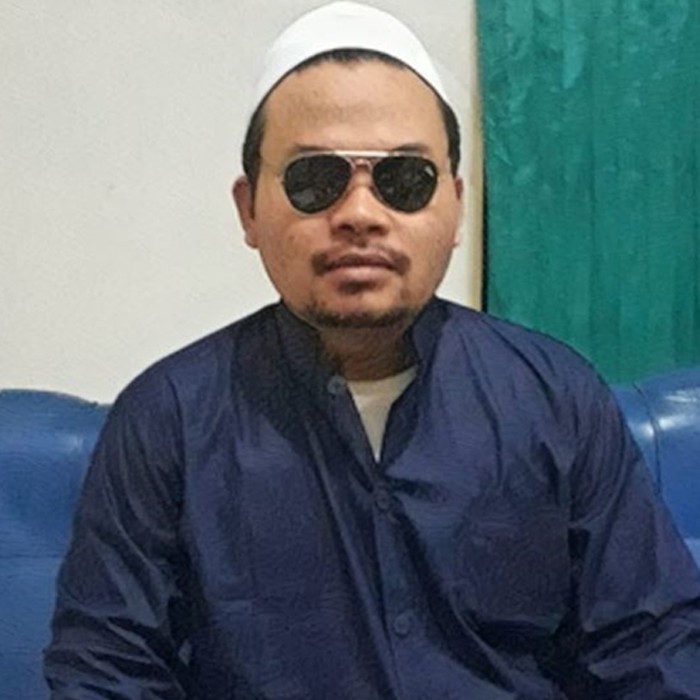 Foto_Ustadz_As’ad Syamsul Arifin, SH.i., MH_cariustadz.id