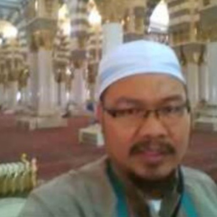 Foto_Ustadz_Dr. H. Yadi Nurhayadi, CDAI., M. Si_cariustadz.id