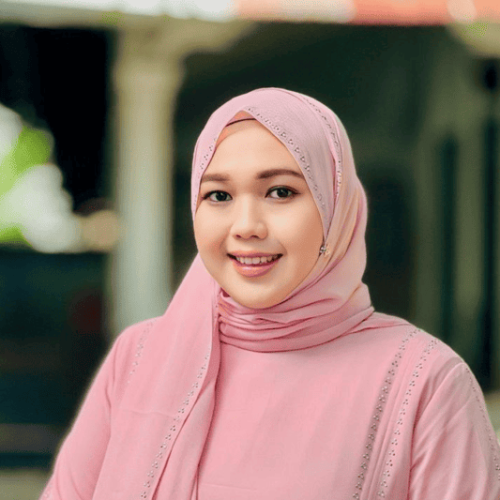 Foto_Ustadzah_Dhomirotul Firdaus, M. Pd_cariustadz.id